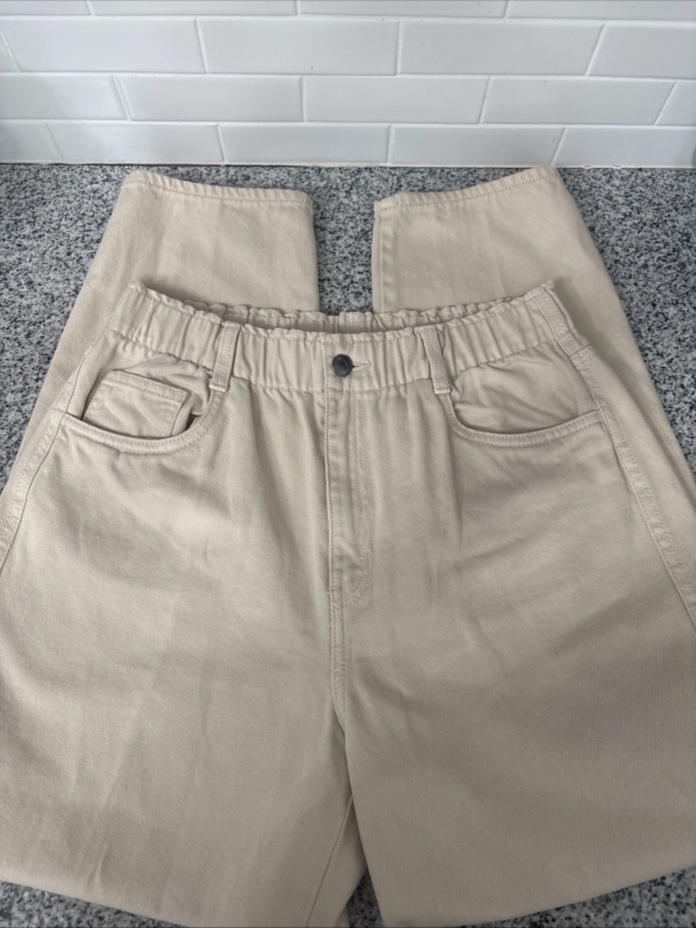 H&M Denim Mom Jeans Paperbag High rise Classic Cream Jeans Size 8